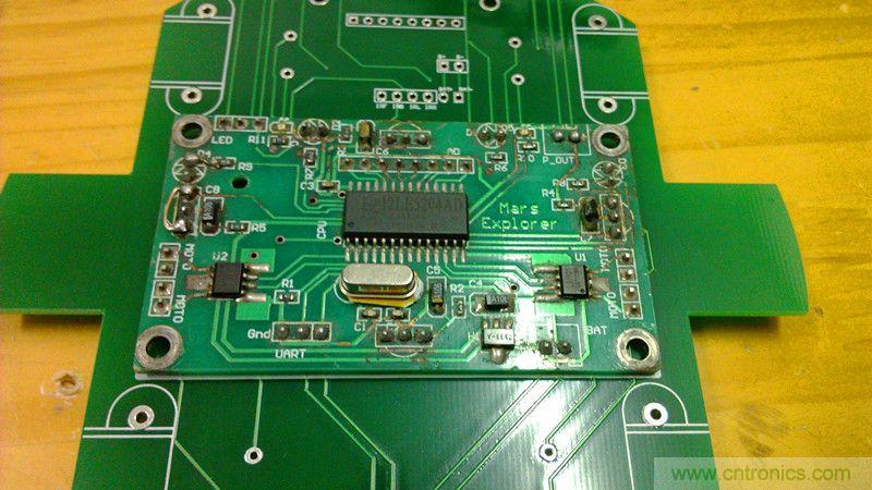 牛人力作！PCB版藍(lán)牙智能小車DIY