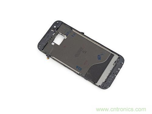 牛人強拆！新HTC One(M8)真機精密做工難修理