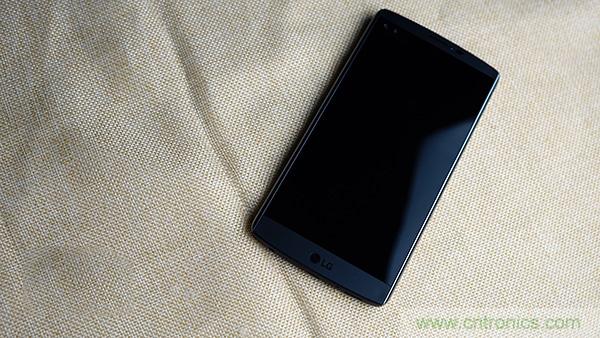 業(yè)界良心 LG V10 評(píng)測(cè):剛毅、冷峻，不失人性化